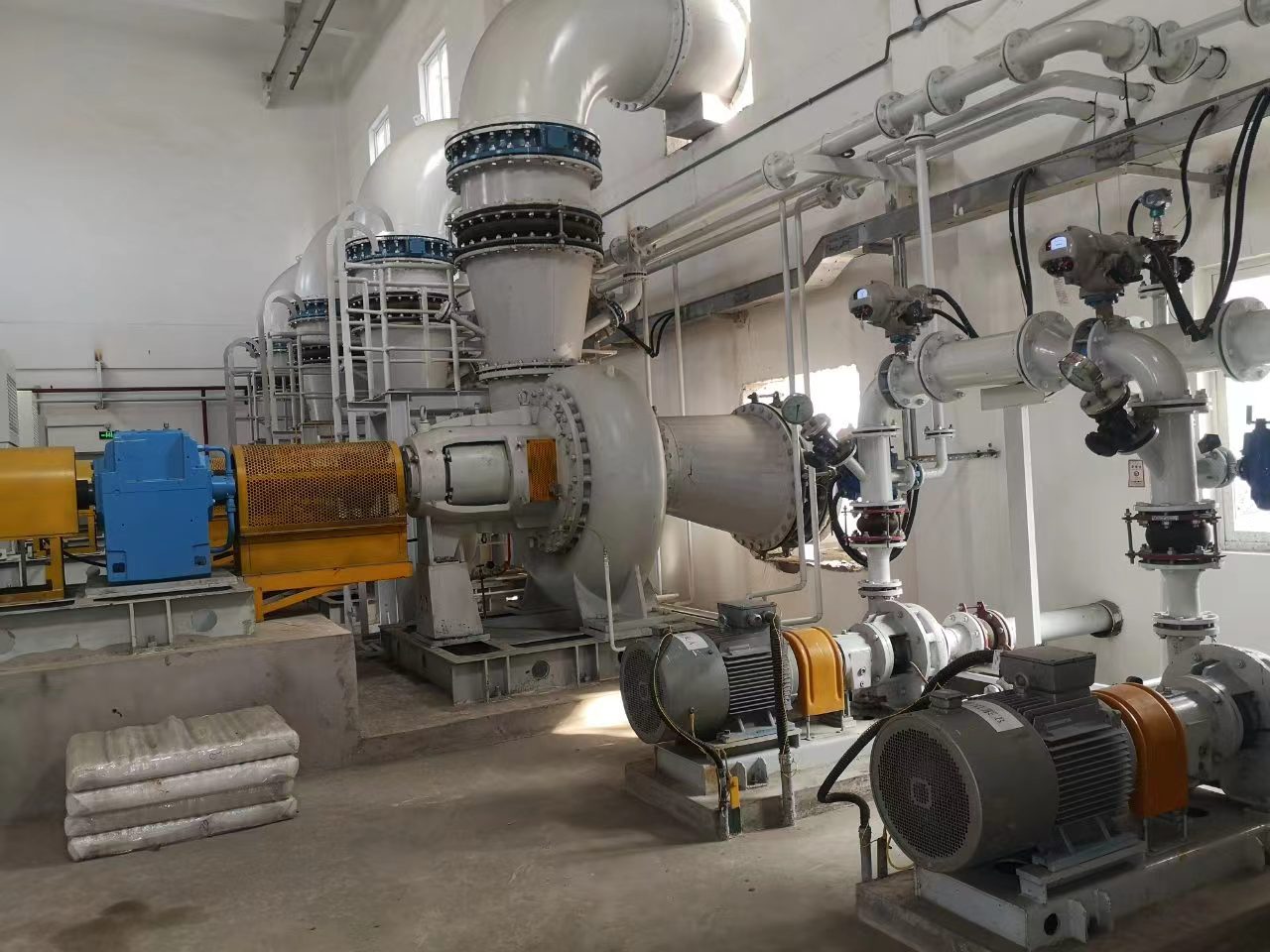 濟甯華源電熱(rè)廠安裝脫硫泵